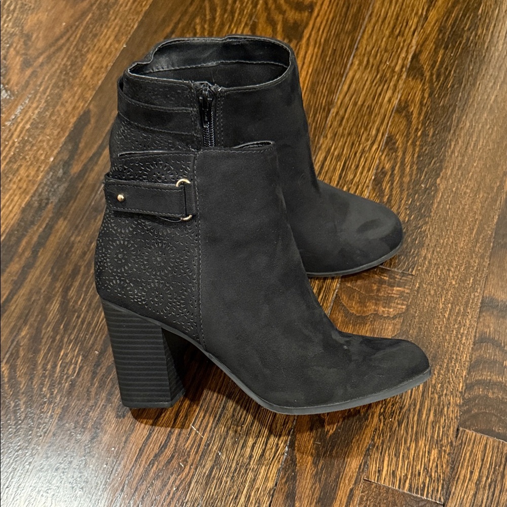 LC Lauren Conrad Black Ankle Boots